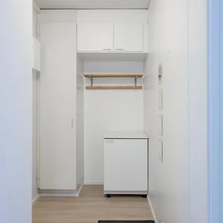 One Bedroom With Free Parking *